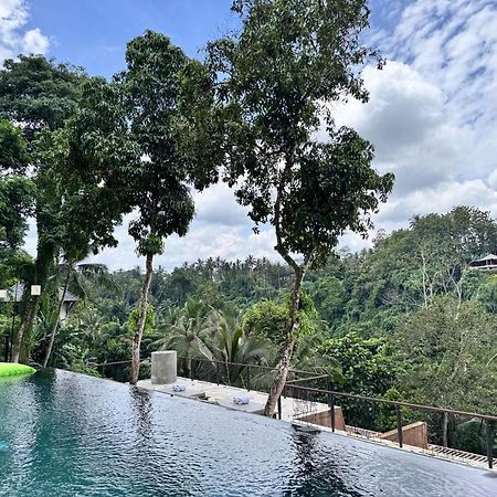 Amora Ubud Boutique Villas Exterior photo