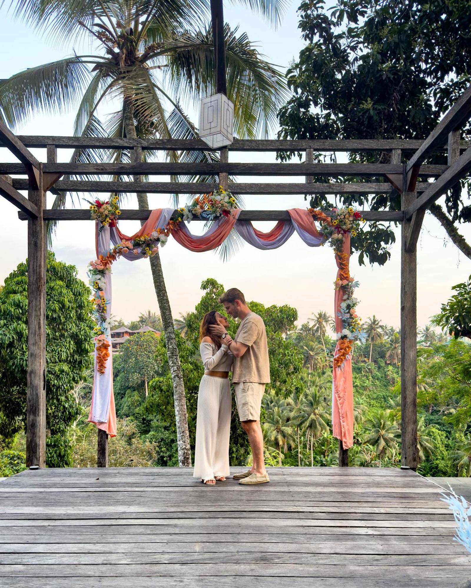Amora Ubud Boutique Villas Exterior photo