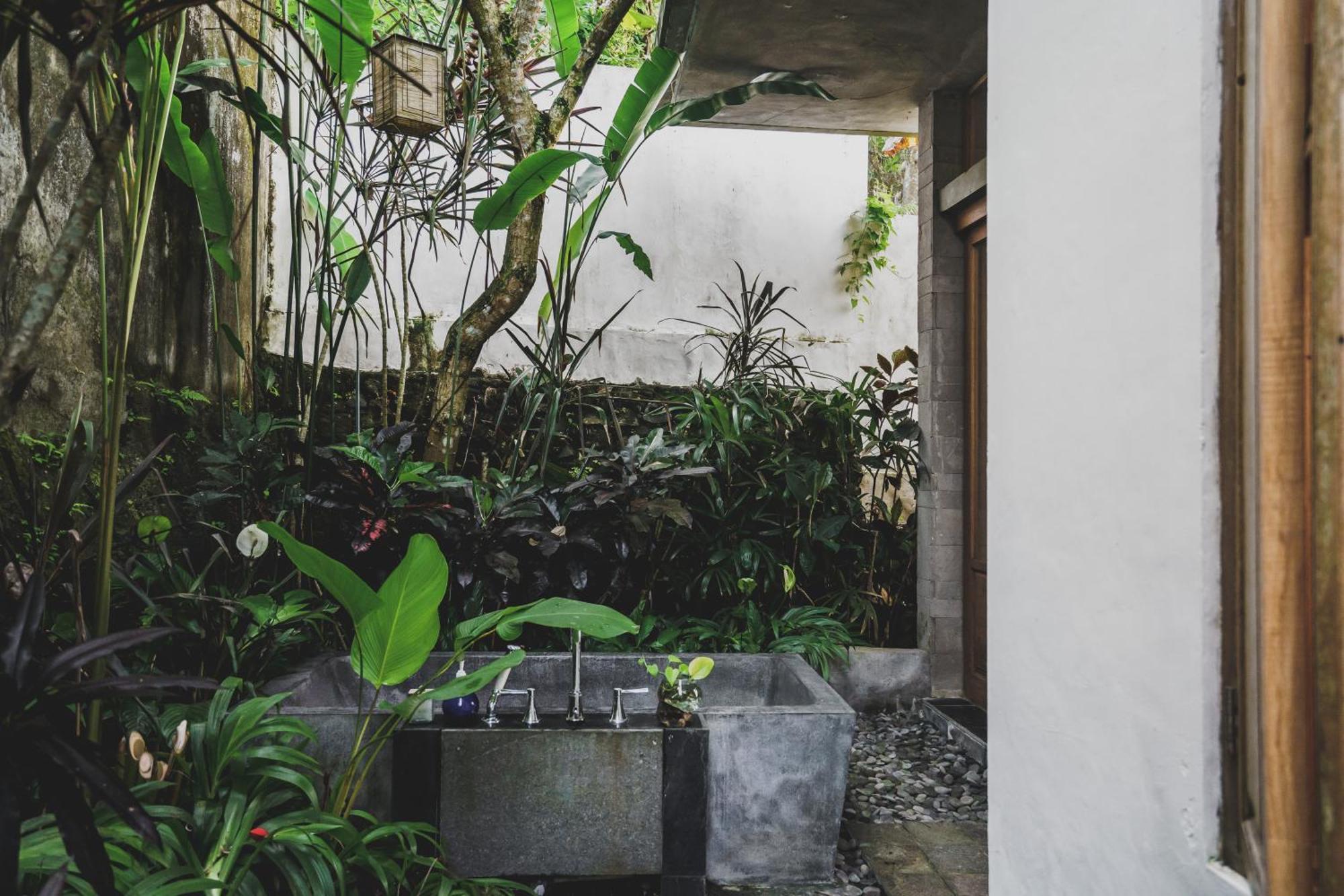 Amora Ubud Boutique Villas Exterior photo
